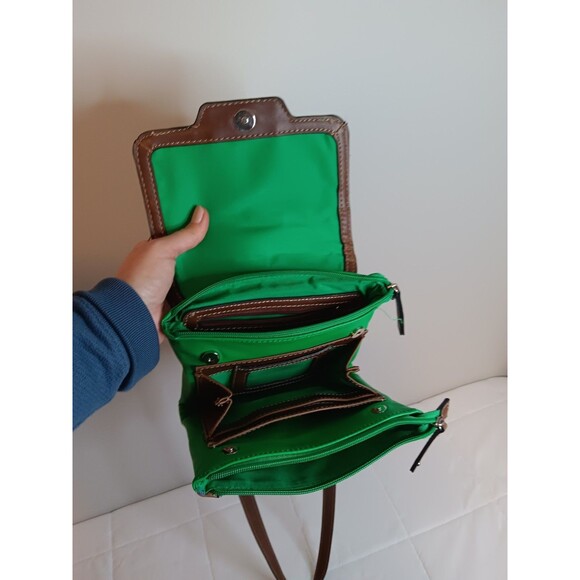 Chaps Vegan Leather Crossbody Bag Green / Brown - Picture 4 of 6